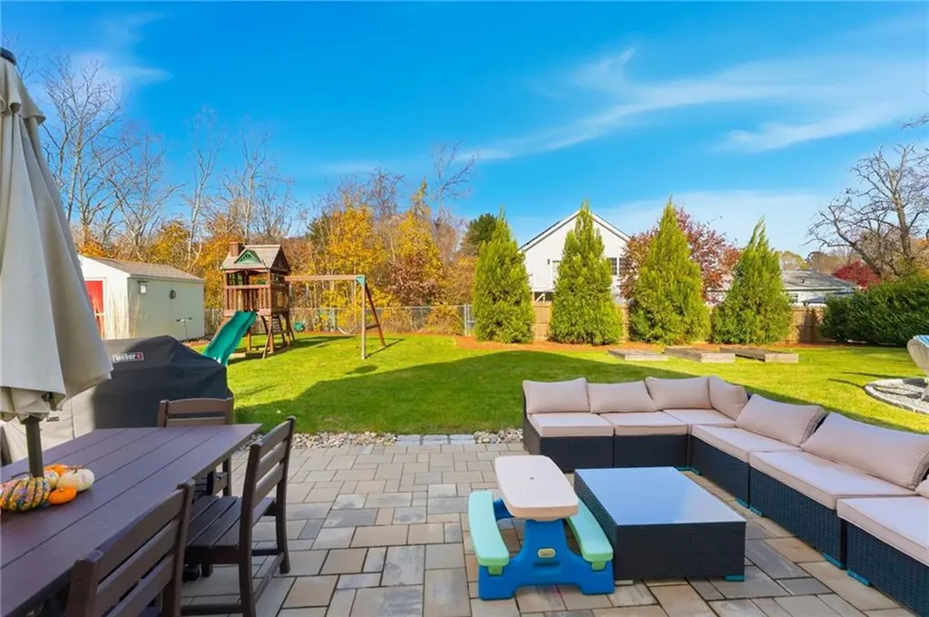 128 Rodman Street South Kingstown RI 02879