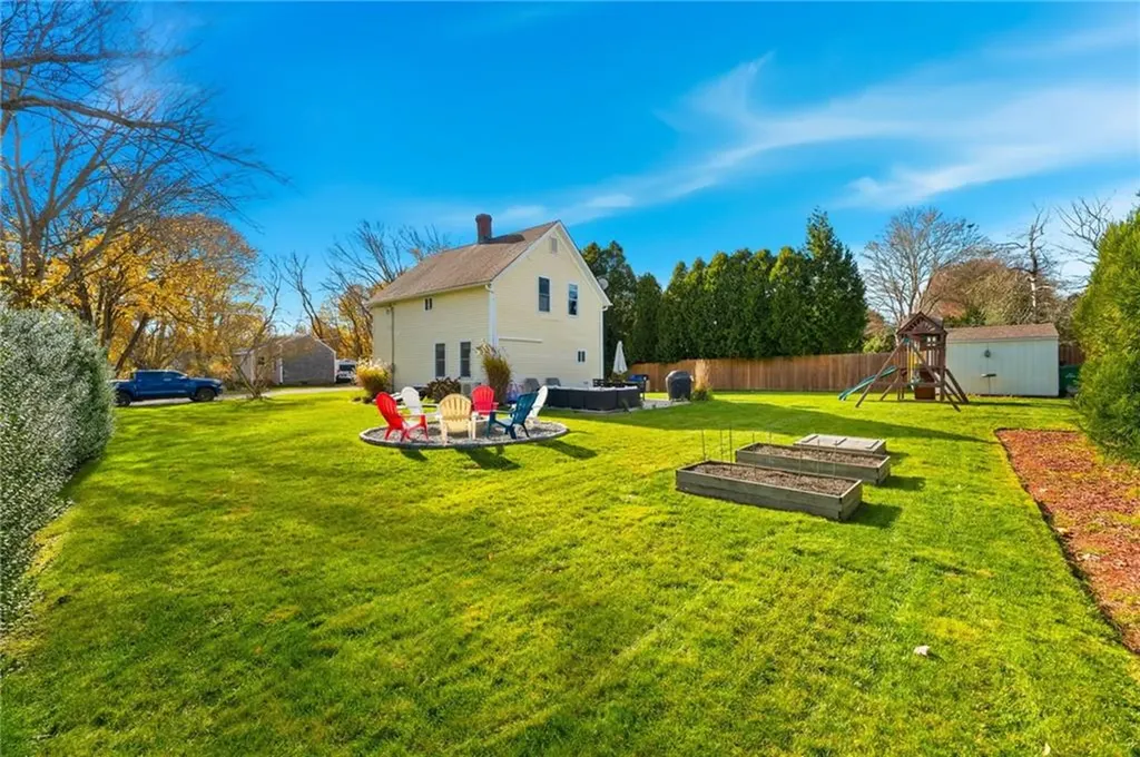 128 Rodman Street South Kingstown RI 02879