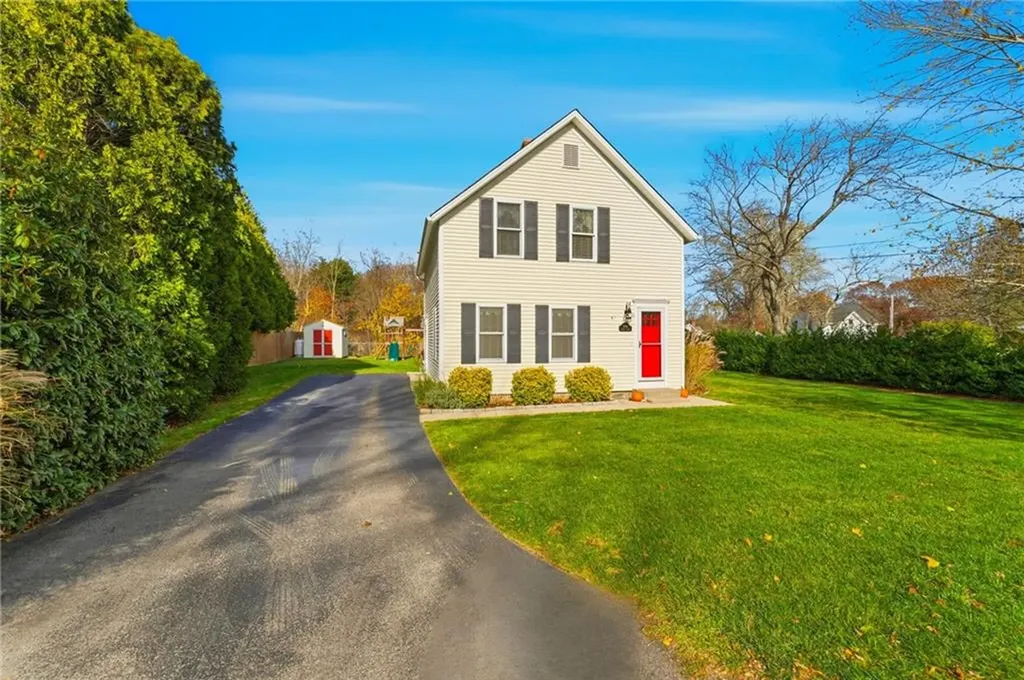 128 Rodman Street South Kingstown RI 02879