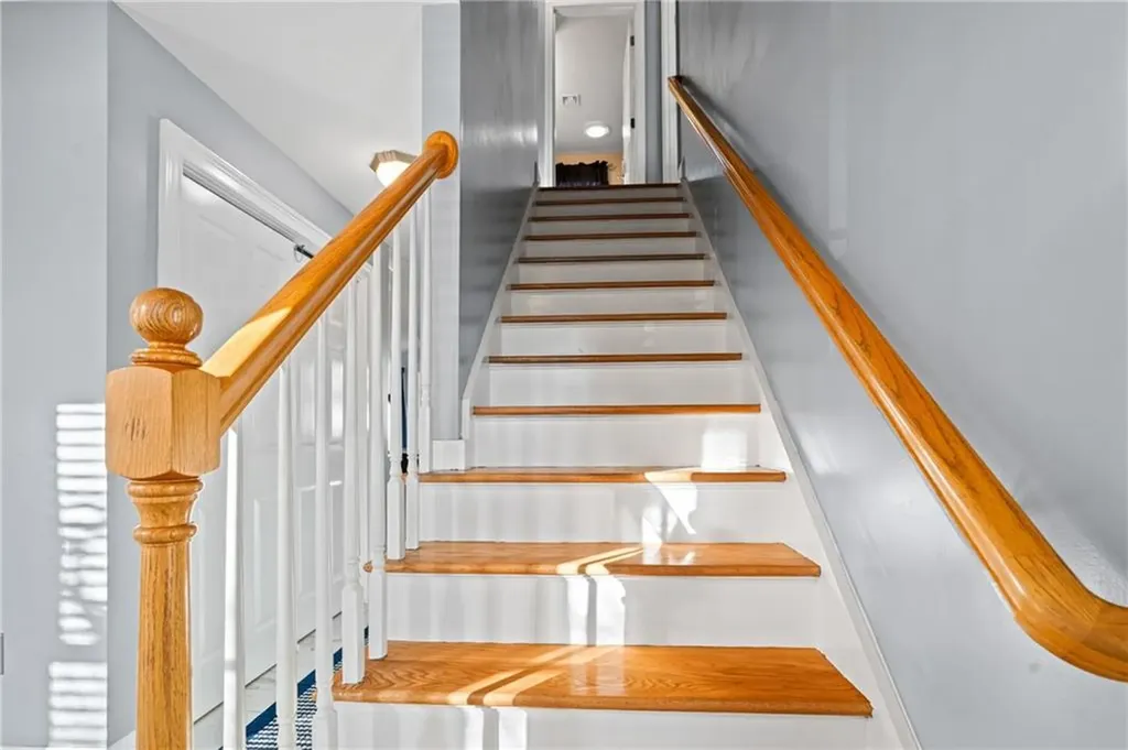 41 Wuddall Avenue Warwick RI 02889