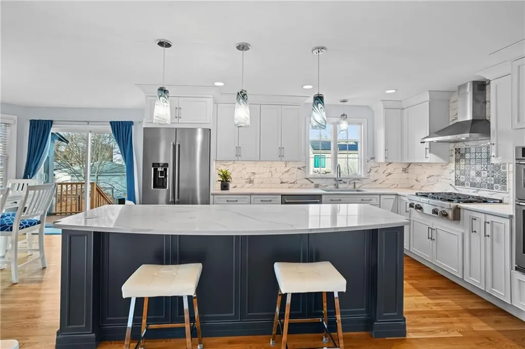 41 Wuddall Avenue Warwick RI 02889