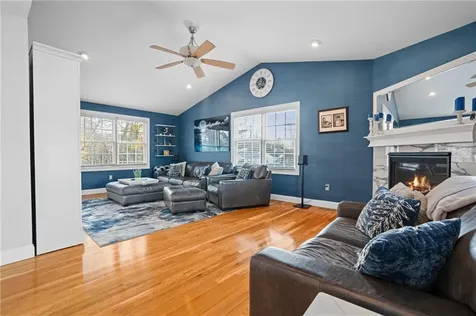 41 Wuddall Avenue Warwick RI 02889