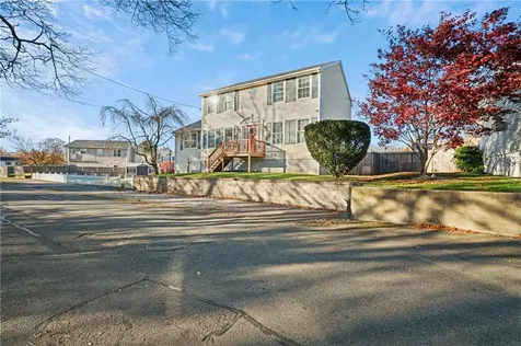 41 Wuddall Avenue Warwick RI 02889