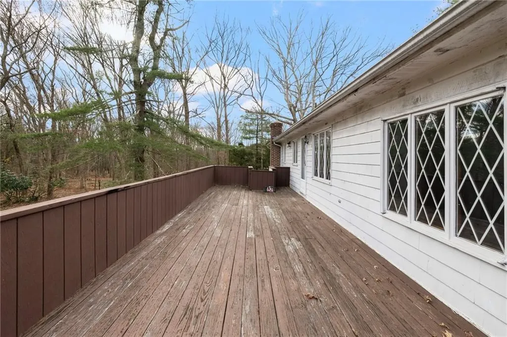 46 Woodsong Drive Scituate RI 02857