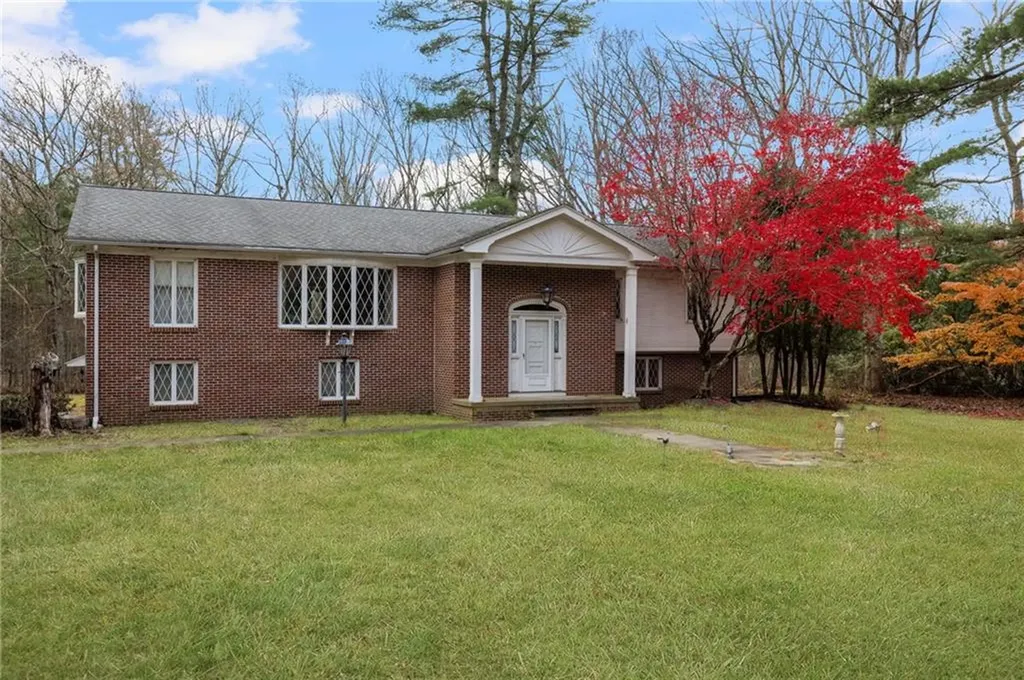 46 Woodsong Drive Scituate RI 02857