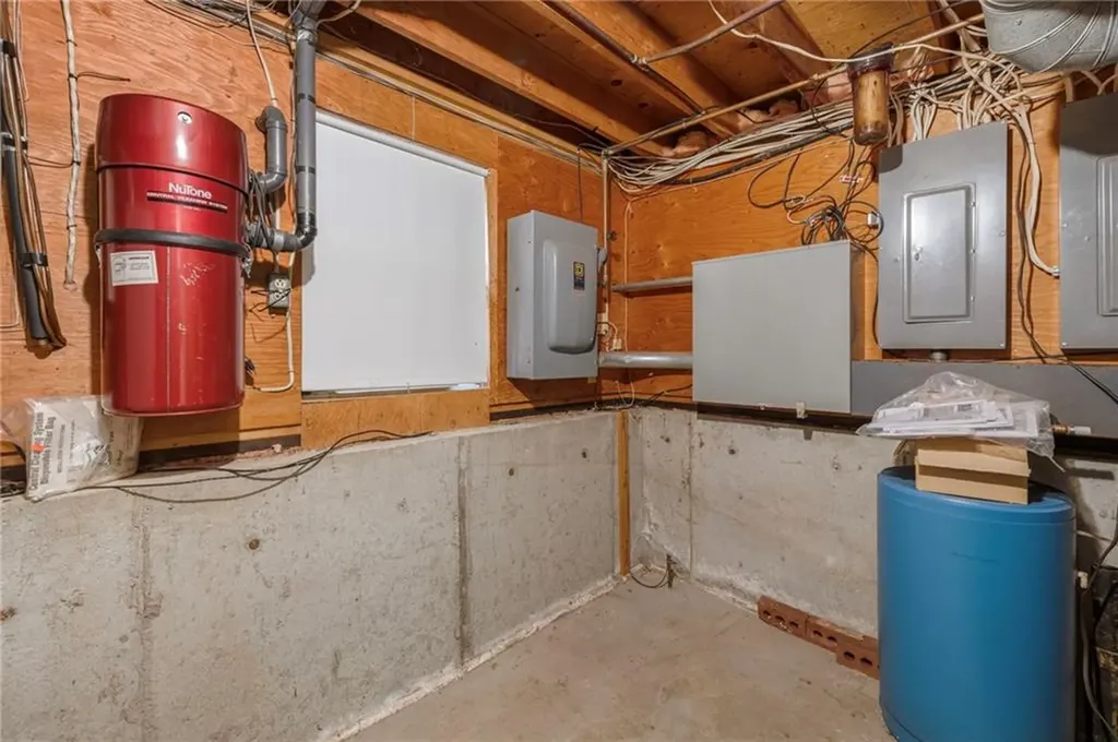 46 Woodsong Drive Scituate RI 02857