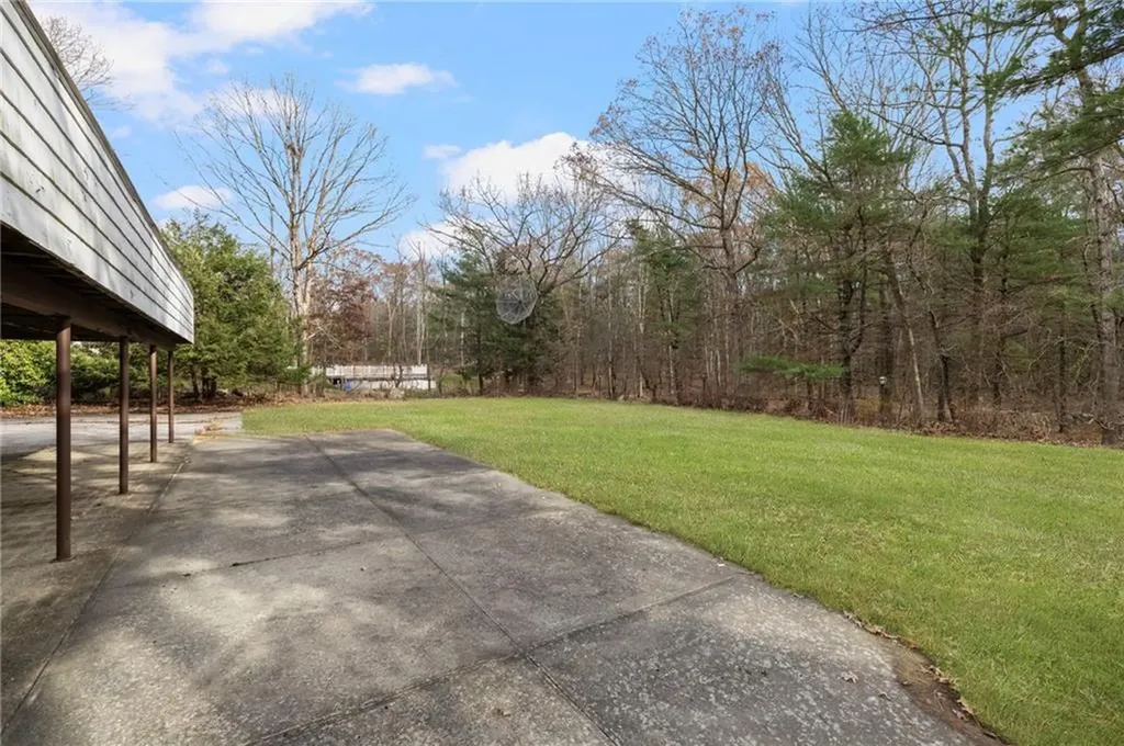 46 Woodsong Drive Scituate RI 02857