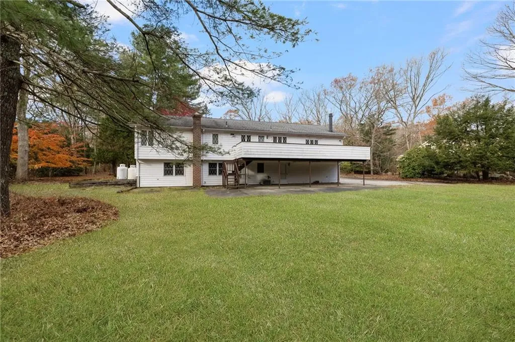 46 Woodsong Drive Scituate RI 02857