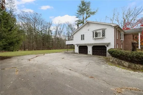 46 Woodsong Drive Scituate RI 02857