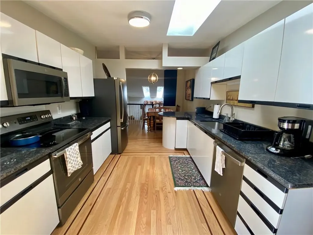 9 Shadow Brook Lane Smithfield RI 02917