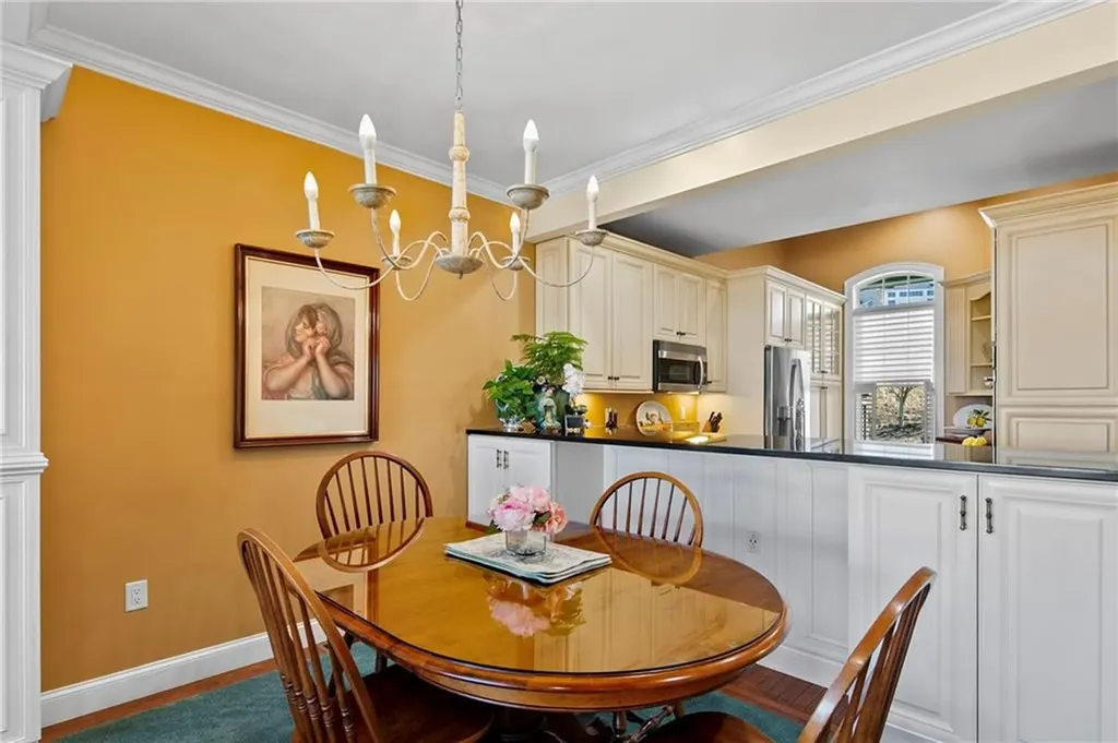 9 Cutter Lane Tiverton RI 02878