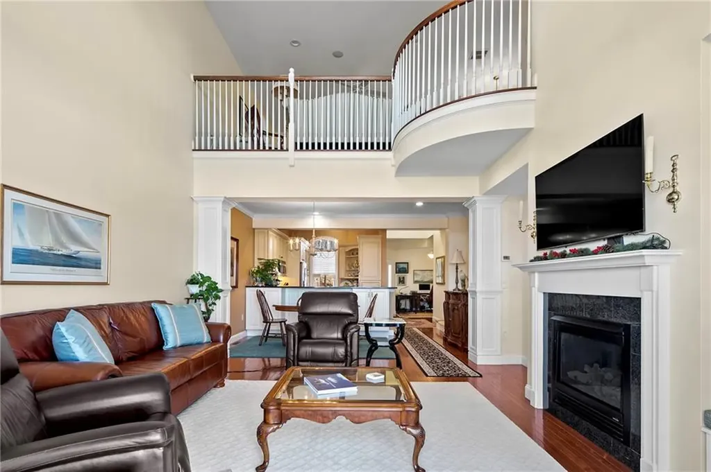 9 Cutter Lane Tiverton RI 02878