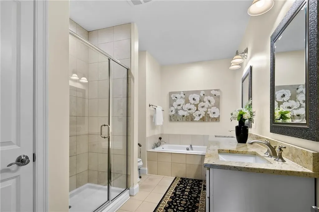 9 Cutter Lane Tiverton RI 02878