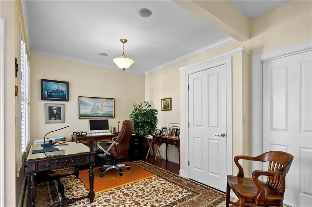 9 Cutter Lane Tiverton RI 02878