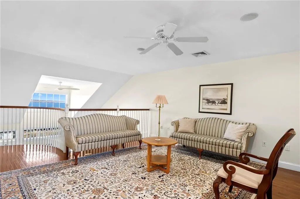 9 Cutter Lane Tiverton RI 02878