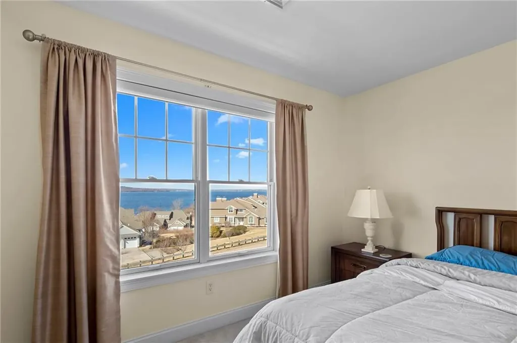 9 Cutter Lane Tiverton RI 02878