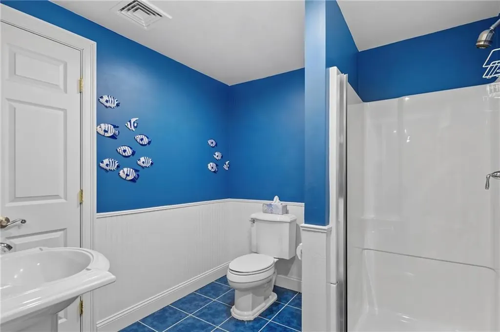 9 Cutter Lane Tiverton RI 02878