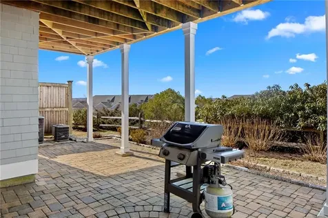 9 Cutter Lane Tiverton RI 02878