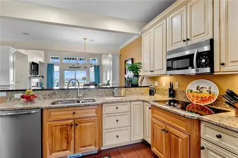 9 Cutter Lane Tiverton RI 02878