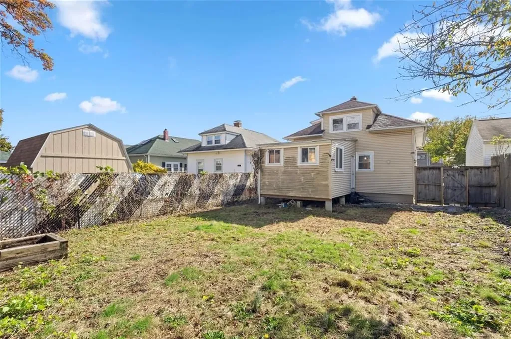 151 Johnson Street Providence RI 02905