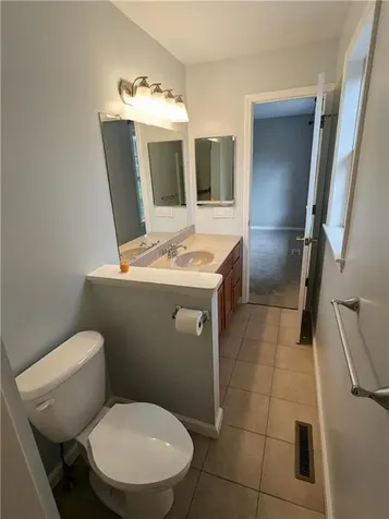 47 King Phillip Street Portsmouth RI 02871