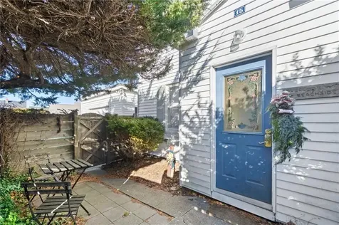 15 Cedar Avenue Portsmouth RI 02871