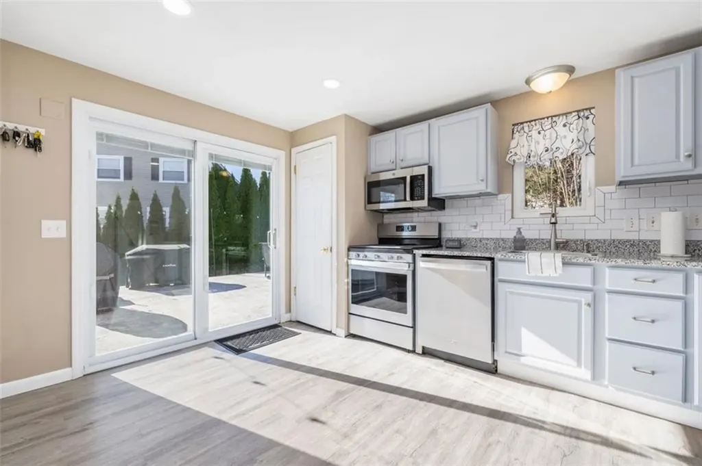 11 Drawbridge Drive West Warwick RI 02893