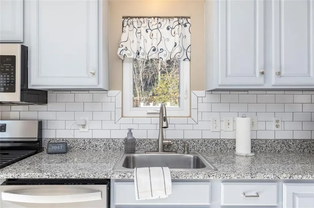 11 Drawbridge Drive West Warwick RI 02893