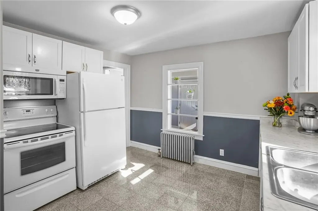 40 Cavalcade Boulevard Warwick RI 02889