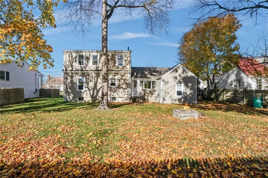 40 Cavalcade Boulevard Warwick RI 02889