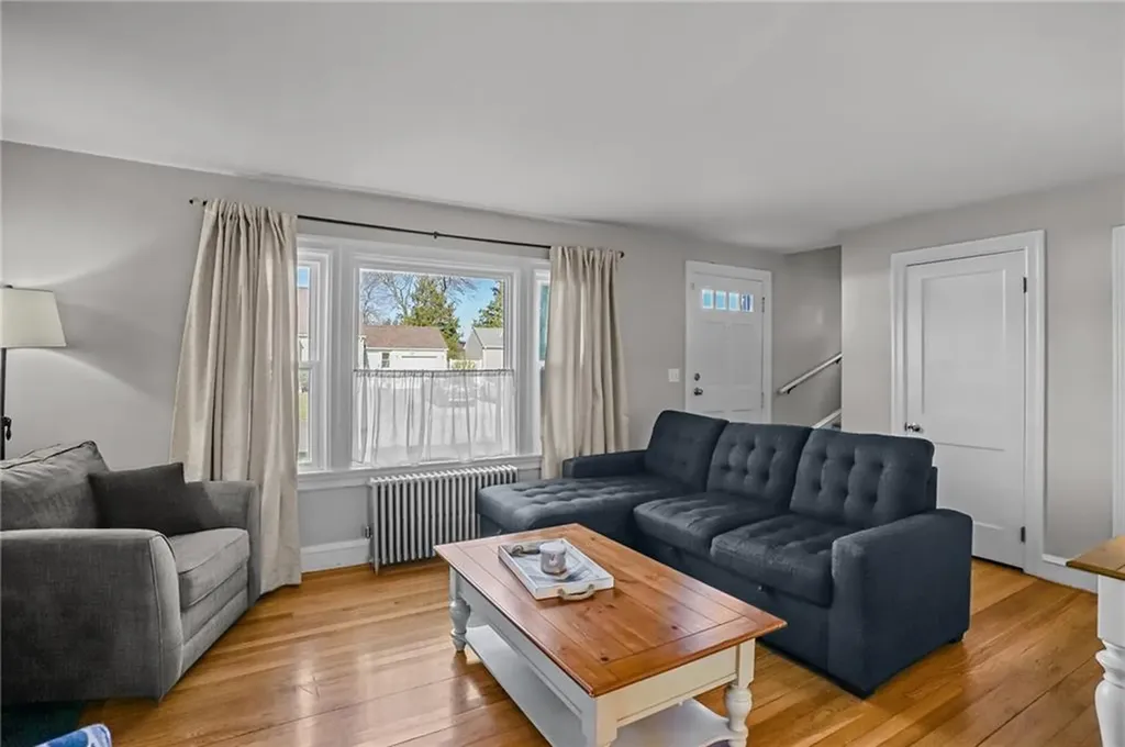 40 Cavalcade Boulevard Warwick RI 02889