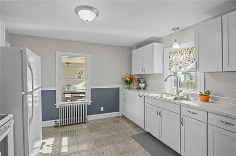 40 Cavalcade Boulevard Warwick RI 02889