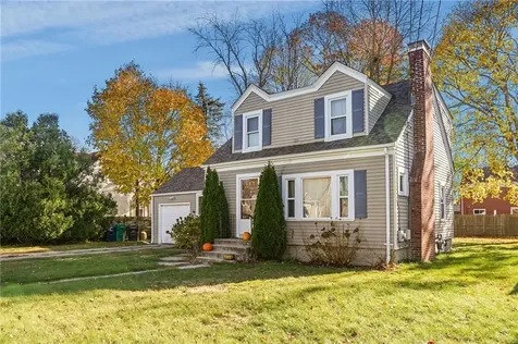 40 Cavalcade Boulevard Warwick RI 02889