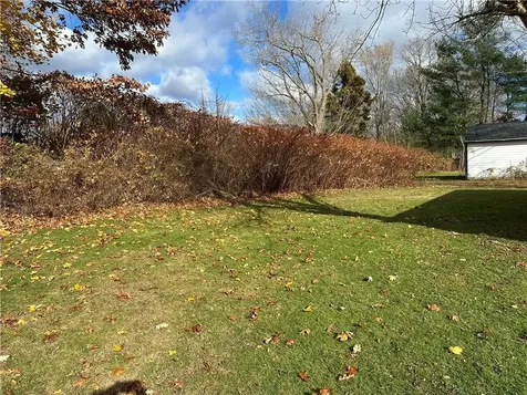 17 Colonial Drive Warren RI 02885