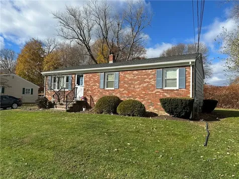 17 Colonial Drive Warren RI 02885