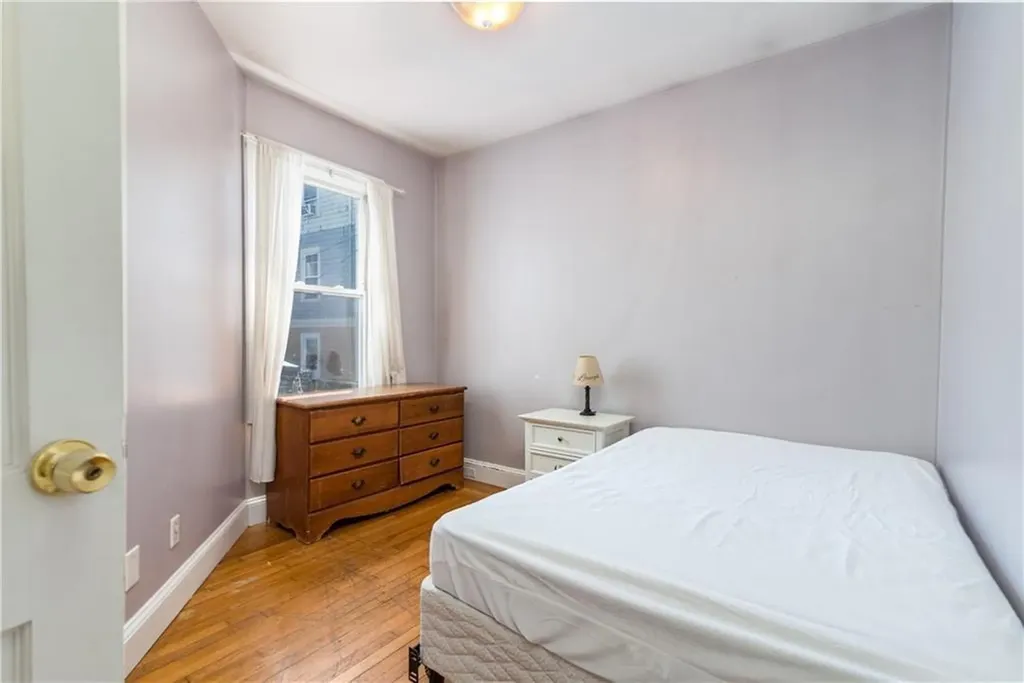 9 Ann Street Newport RI 02840