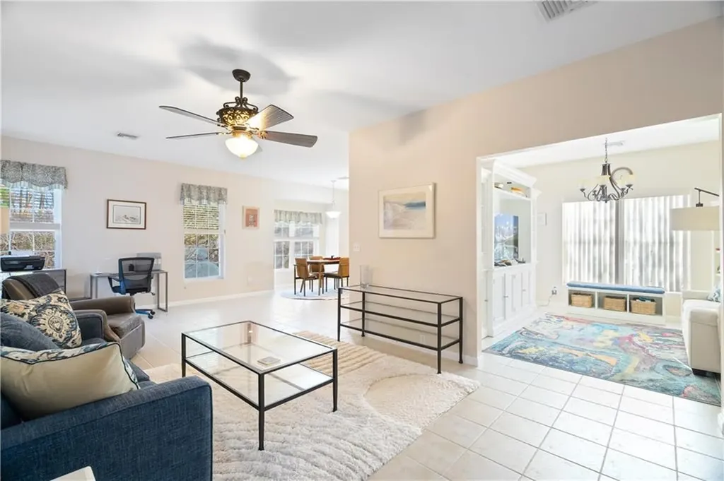 24 Cambridge Circle Smithfield RI 02917