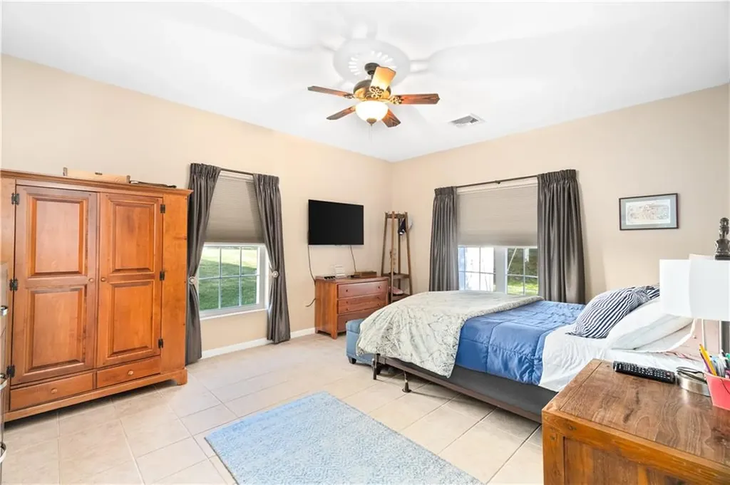 24 Cambridge Circle Smithfield RI 02917