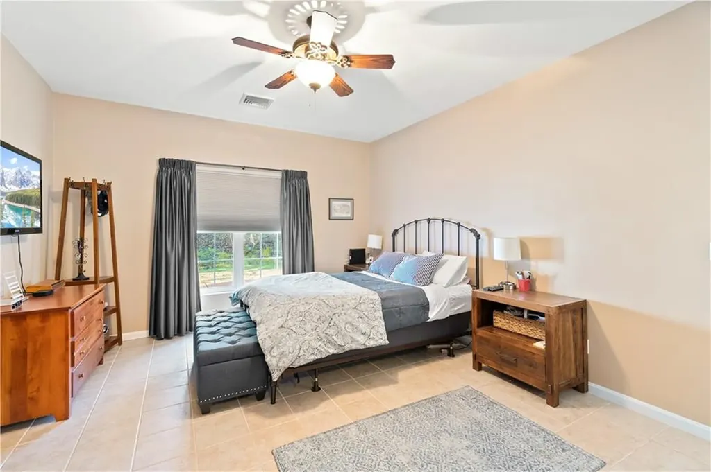 24 Cambridge Circle Smithfield RI 02917