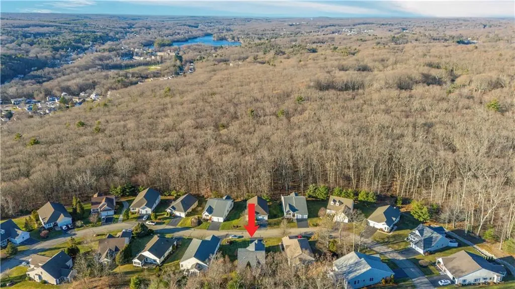 24 Cambridge Circle Smithfield RI 02917