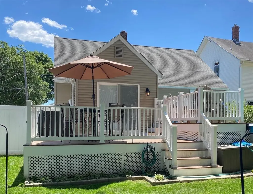 18 Lyman Avenue Johnston RI 02919