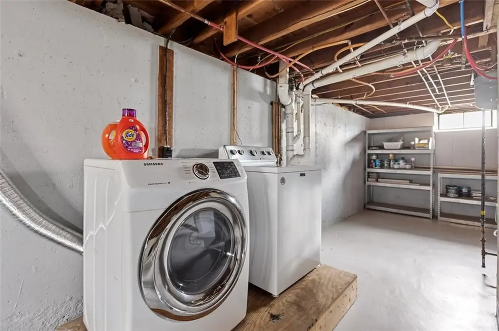 18 Lyman Avenue Johnston RI 02919