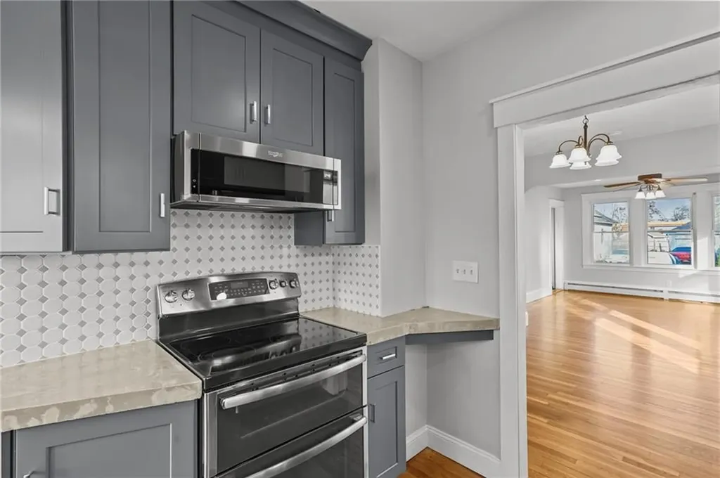 447 Harrington Avenue Warwick RI 02888