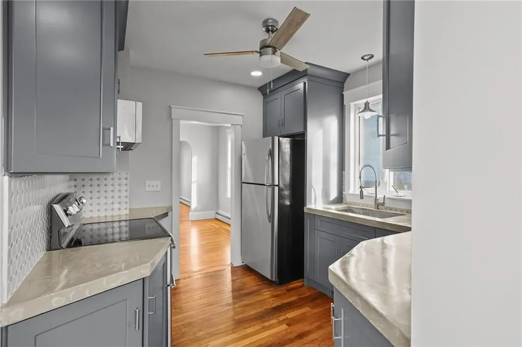 447 Harrington Avenue Warwick RI 02888