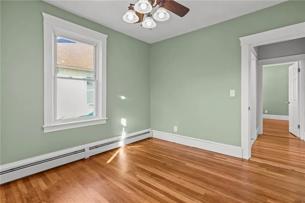 447 Harrington Avenue Warwick RI 02888