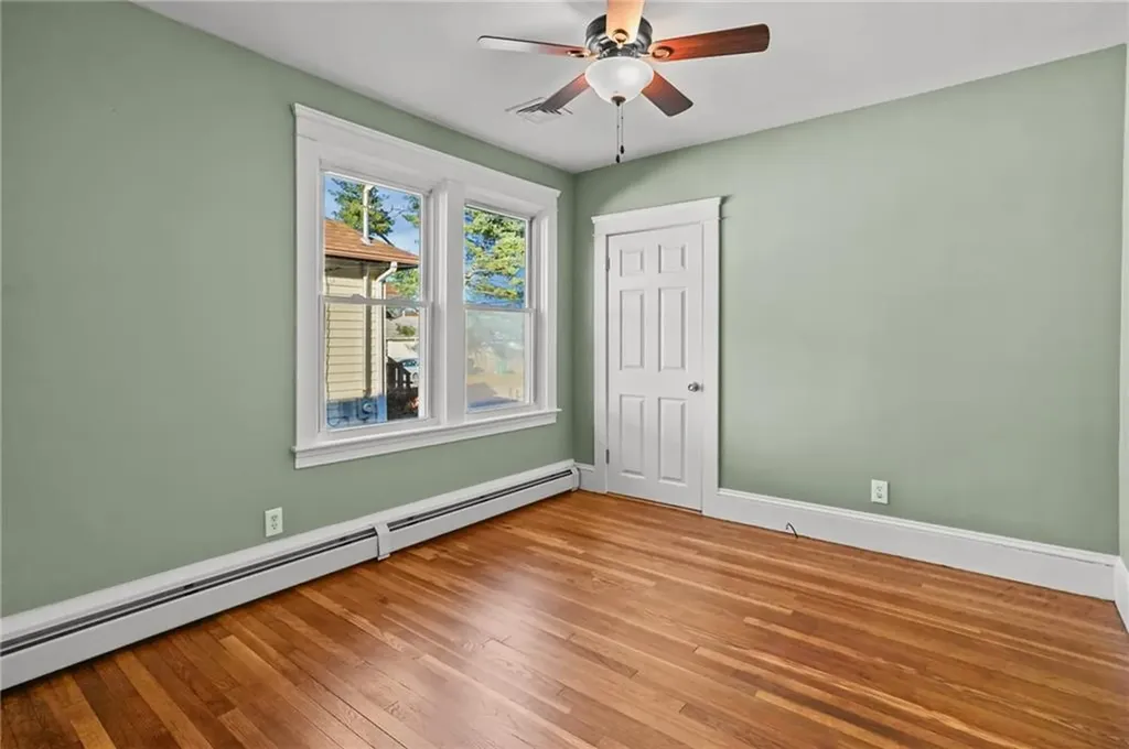 447 Harrington Avenue Warwick RI 02888