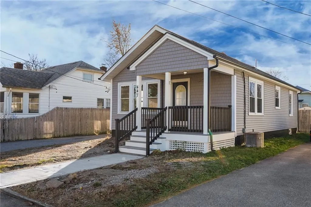 447 Harrington Avenue Warwick RI 02888