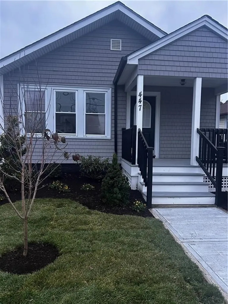447 Harrington Avenue Warwick RI 02888
