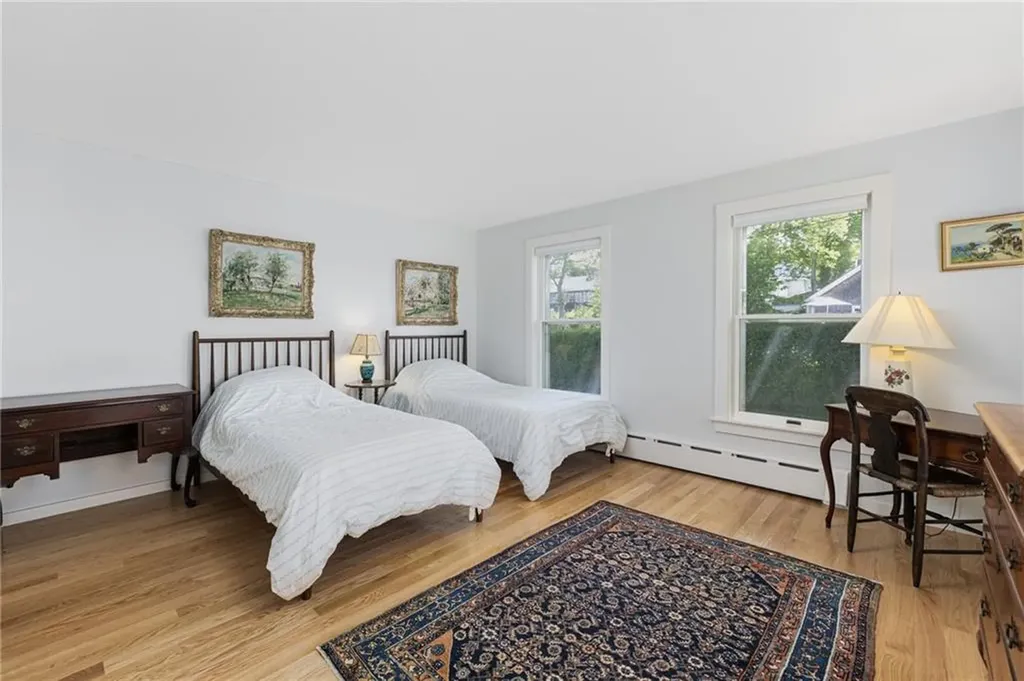 10 Casey Court Newport RI 02840