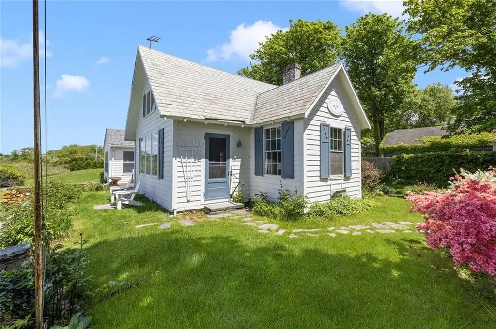 10 Casey Court Newport RI 02840